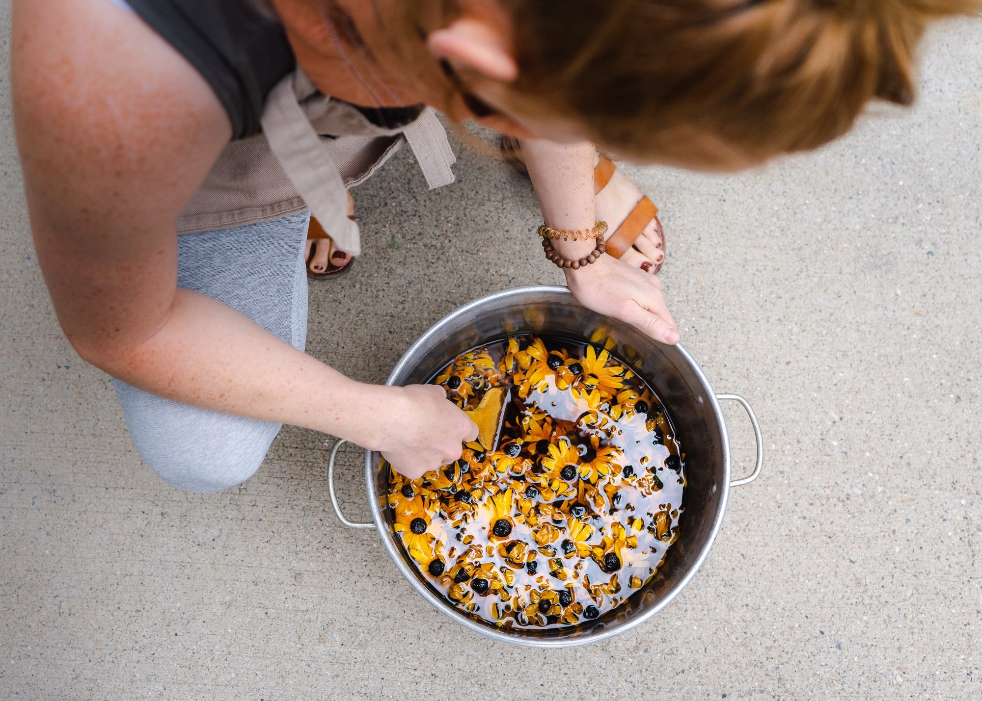 THE ART OF NATURAL DYE WITH SAVANNAH WOLFENSTEIN OF MADDER GOODS