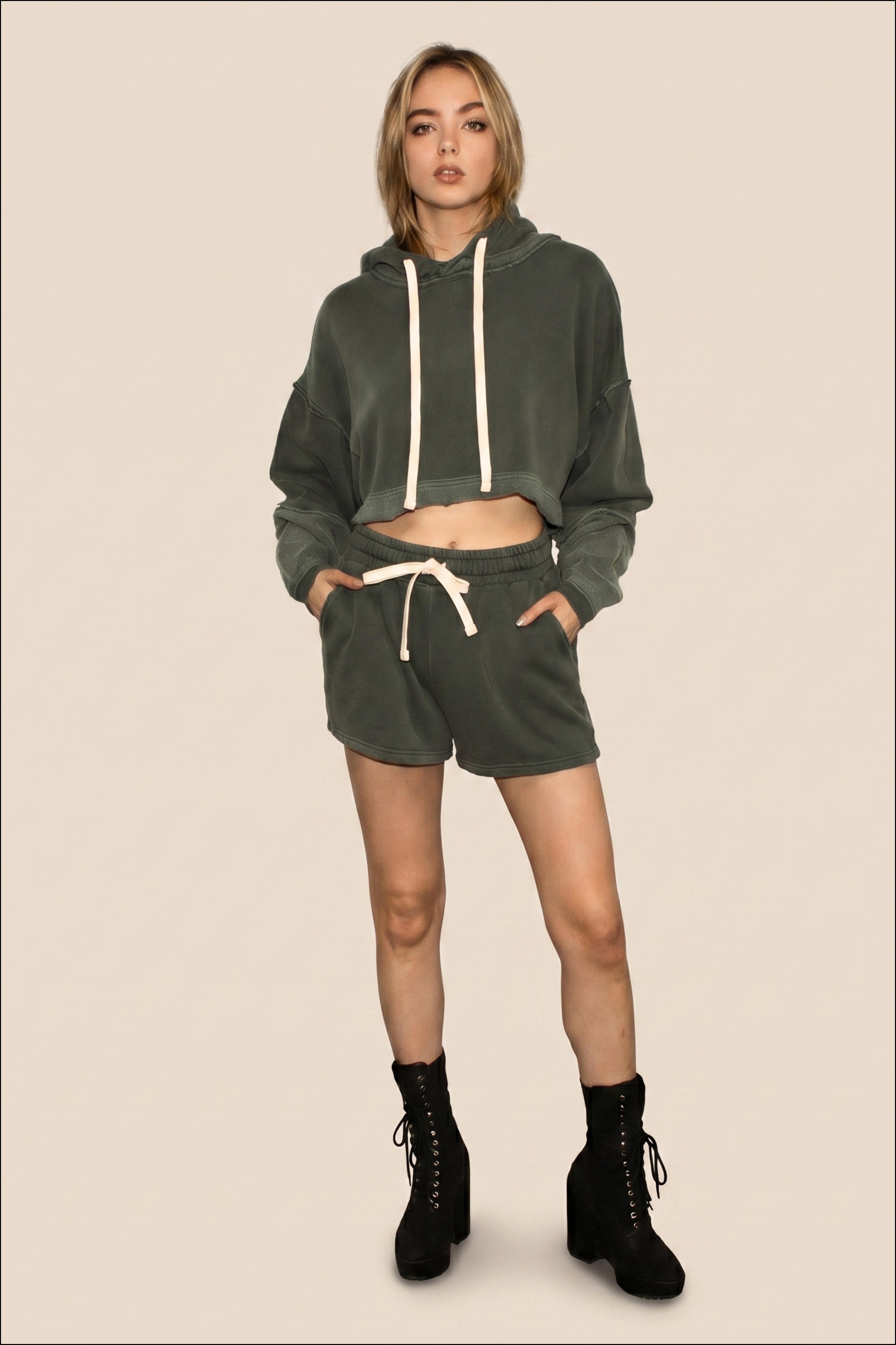 The Bonnie Cropped Hoodie - Olive