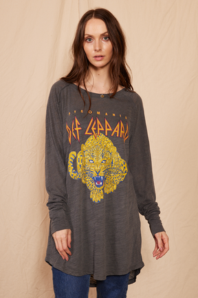 Def Leppard Pyromania Oversized Long Sleeve Tee