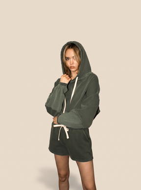 The Bonnie Cropped Hoodie - Olive