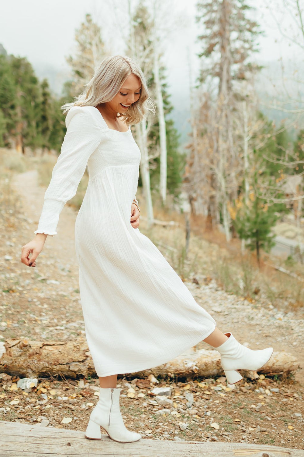 The perfect white dress does exist, and @jacylenore found it. Meet